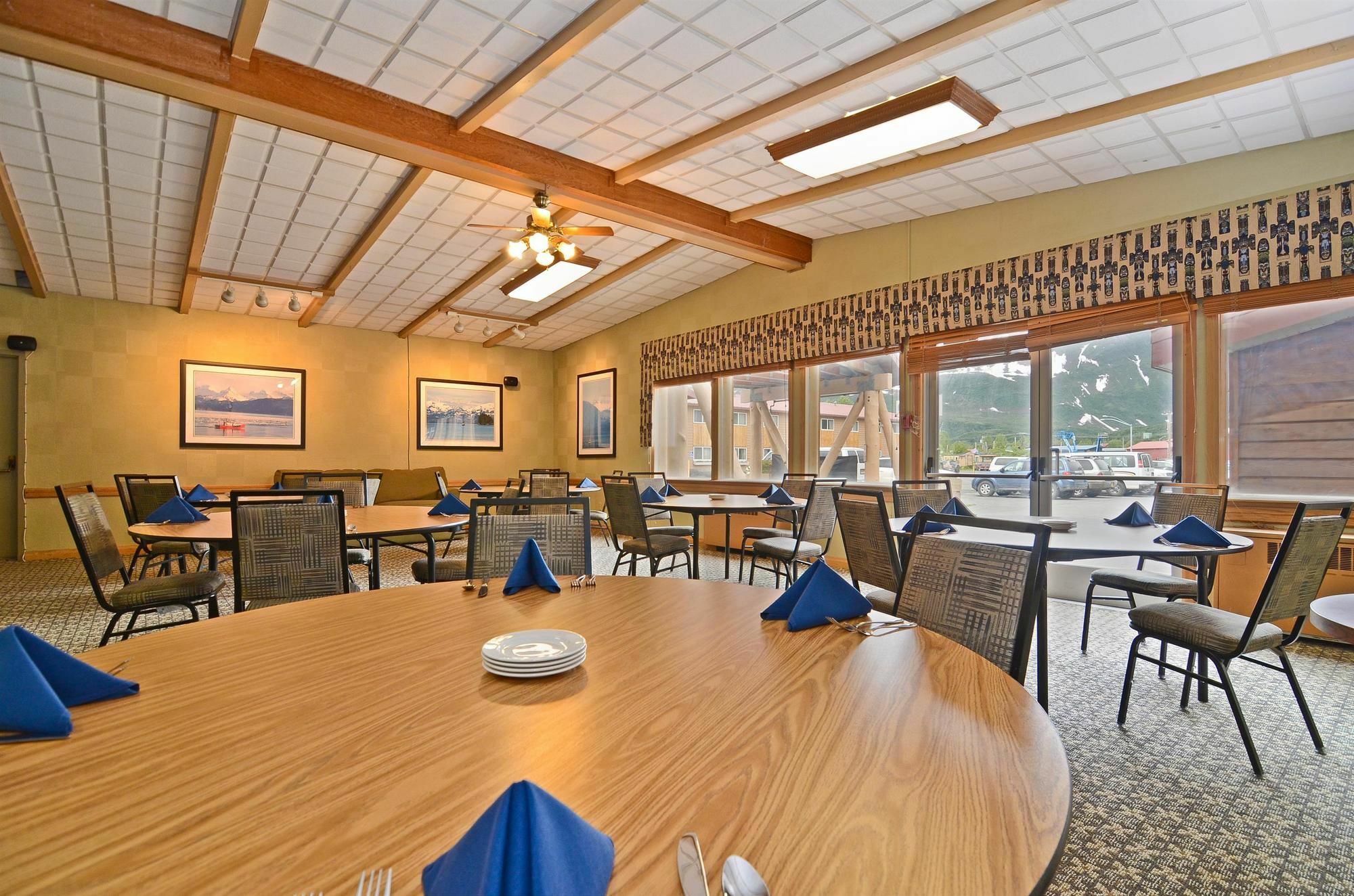 Best Western Valdez Harbor Inn Exterior foto