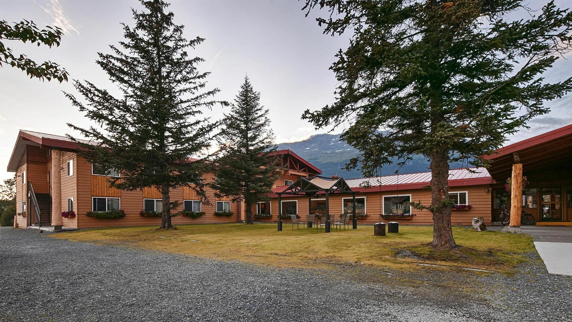 Best Western Valdez Harbor Inn Exterior foto